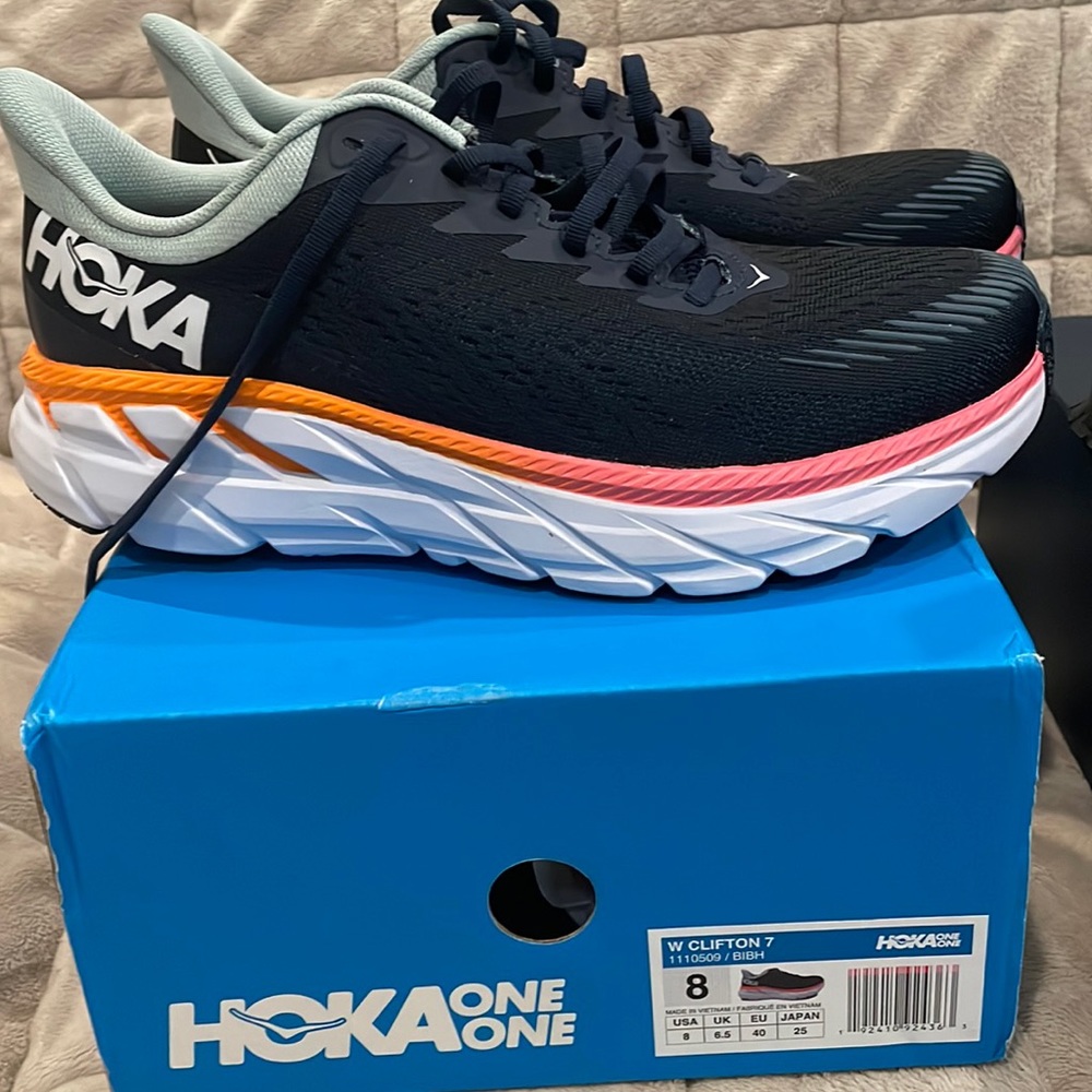 Hoka Clifton 7 -8W